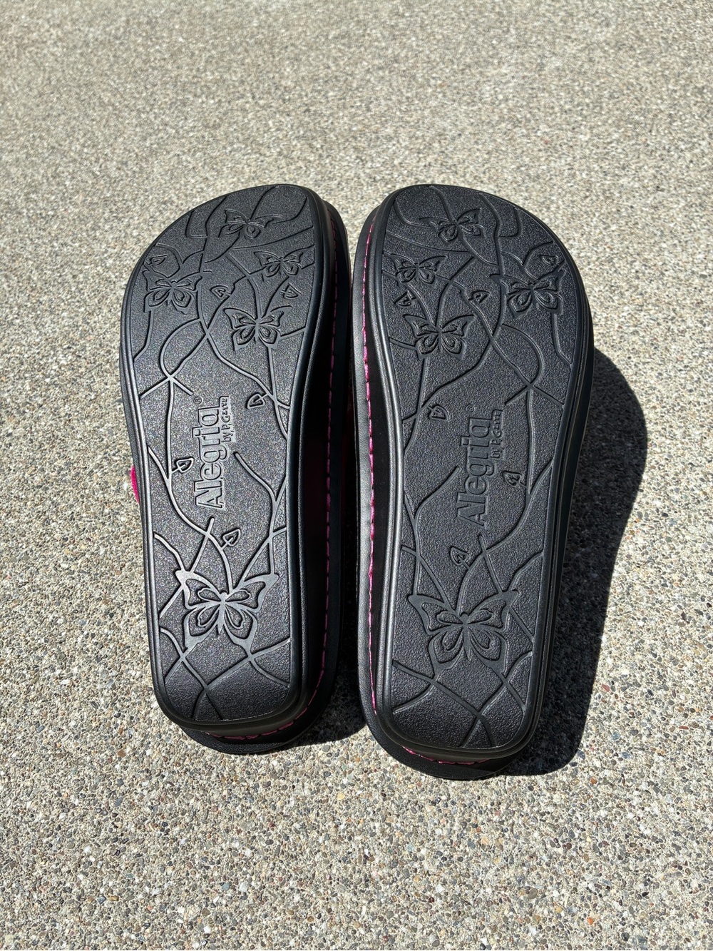 Alegria Women's Sandals in Fuchsia Pink Suede - Picture 6 of 7